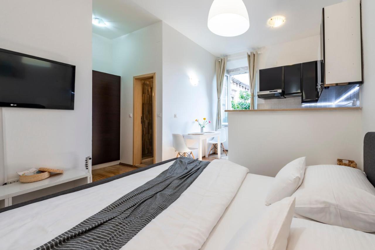 Rooms Eden Old Town ดูบรอฟนิก ภายนอก รูปภาพ