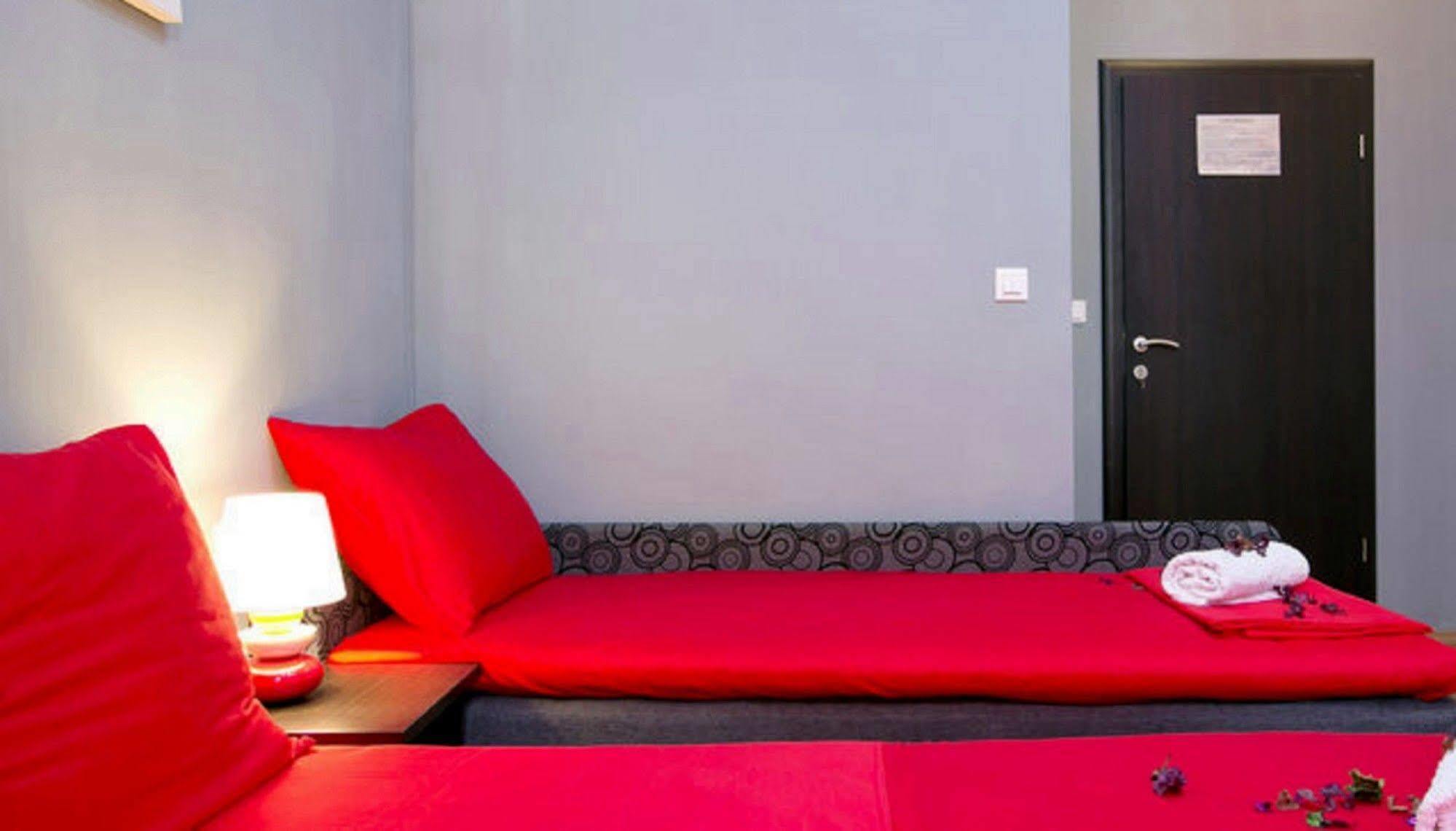 Rooms Eden Old Town ดูบรอฟนิก ภายนอก รูปภาพ