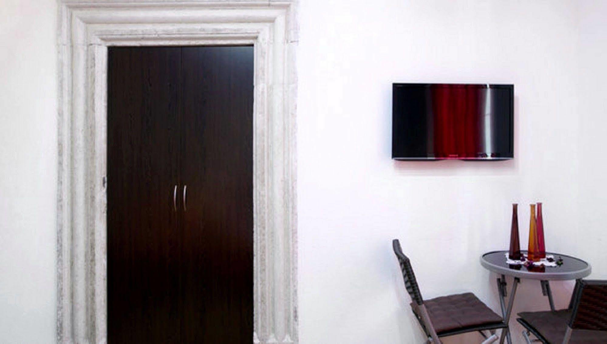 Rooms Eden Old Town ดูบรอฟนิก ภายนอก รูปภาพ